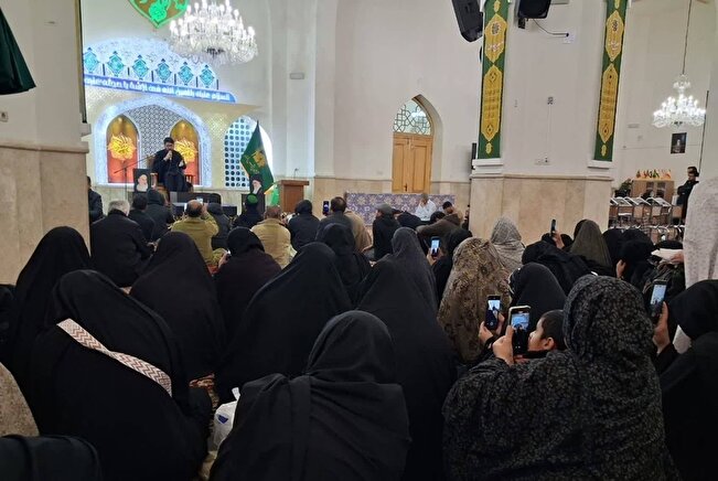 إقامة مراسم عزاء خاصة بالزائرين الناطقين بللغة االعربية في مراسم عزاء السيدة أم البنين (س)