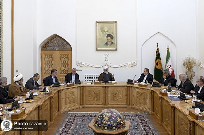 Imam Reza, source of unity, peace, guidance for Iranian nation: Custodian