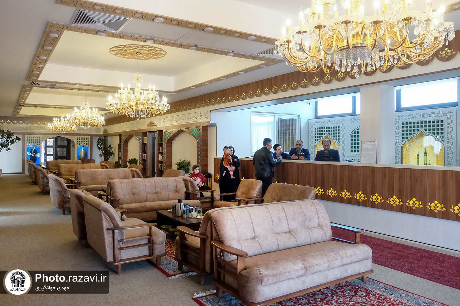 آیین بهره‌برداری ساختمان پذیرش زائرشهر رضوی