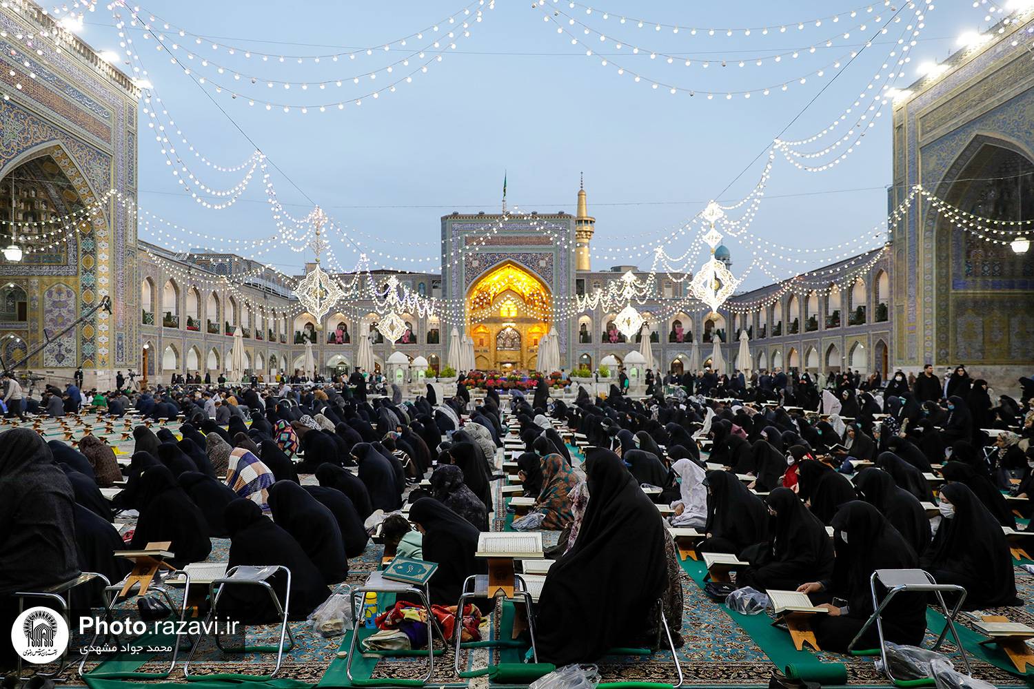 مرکز قرآن کریم آستان قدس رضوی در نوروز 1402 و ماه مبارک رمضان، ویژه برنامه‌های قرآنی را در قالب مراسم ترتیل خوانی قرآن، برپایی نمایشگاه و پایگاه قرآنی در حرم مطهر رضوی و سطح شهر مشهد برگزار می‌کند.