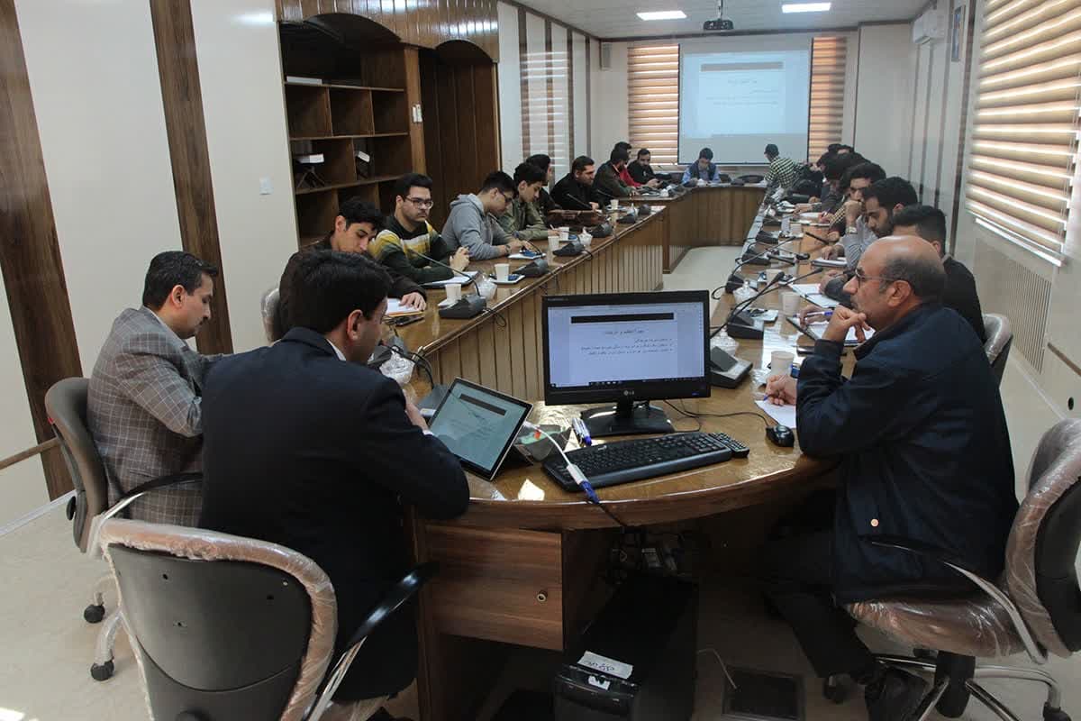 به همت بسيج دانشجويي واحد برادران دانشگاه بین‌المللی امام رضا(ع)، نشست نقد و ارزيابي عملكرد نظام آموزشي در اجراي سند تحول بنيادين آموزش و پرورش برگزار شد.