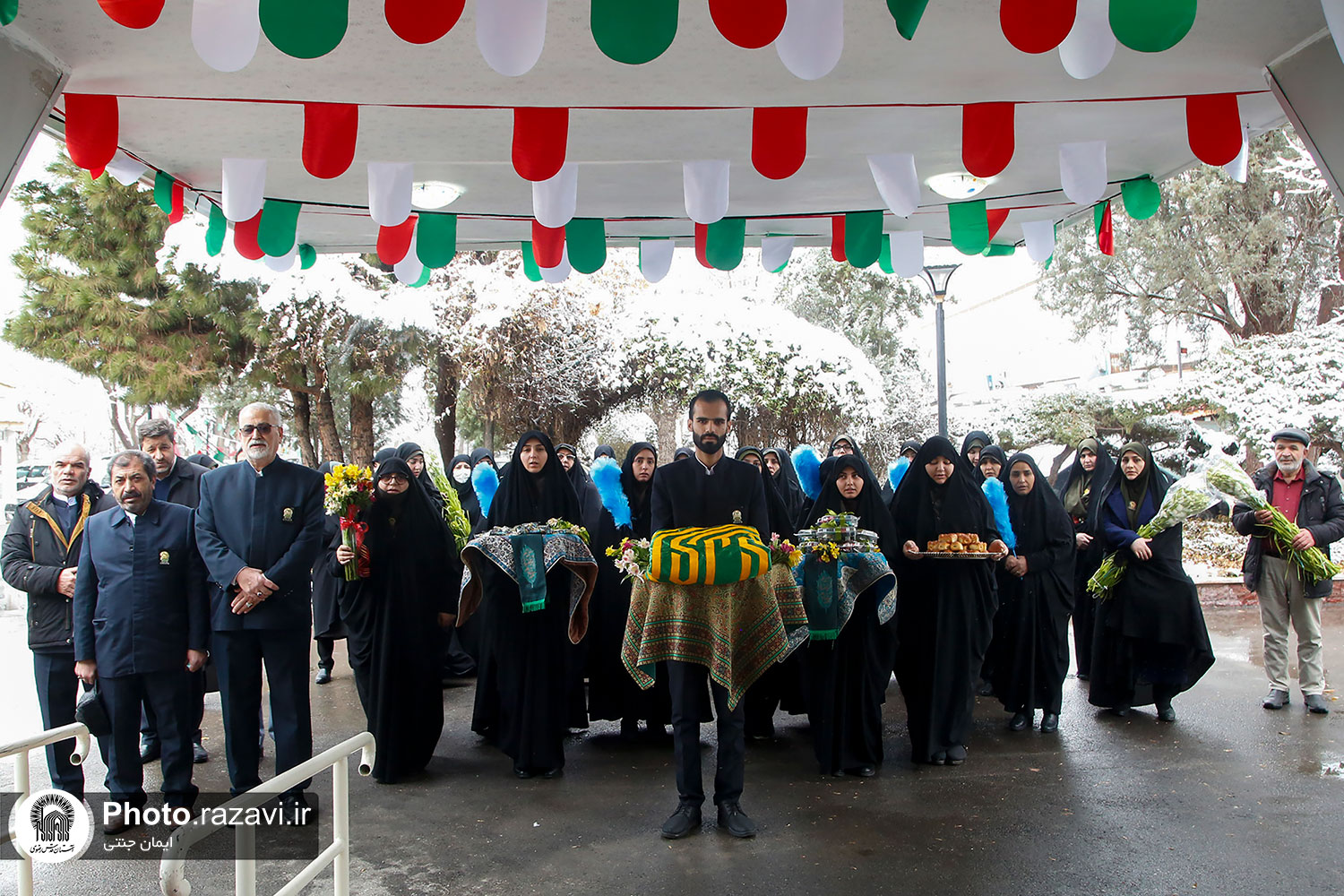 حضور خدام حرم مطهر رضوی در آسایشگاه جانبازان امام خمینی مشهد
