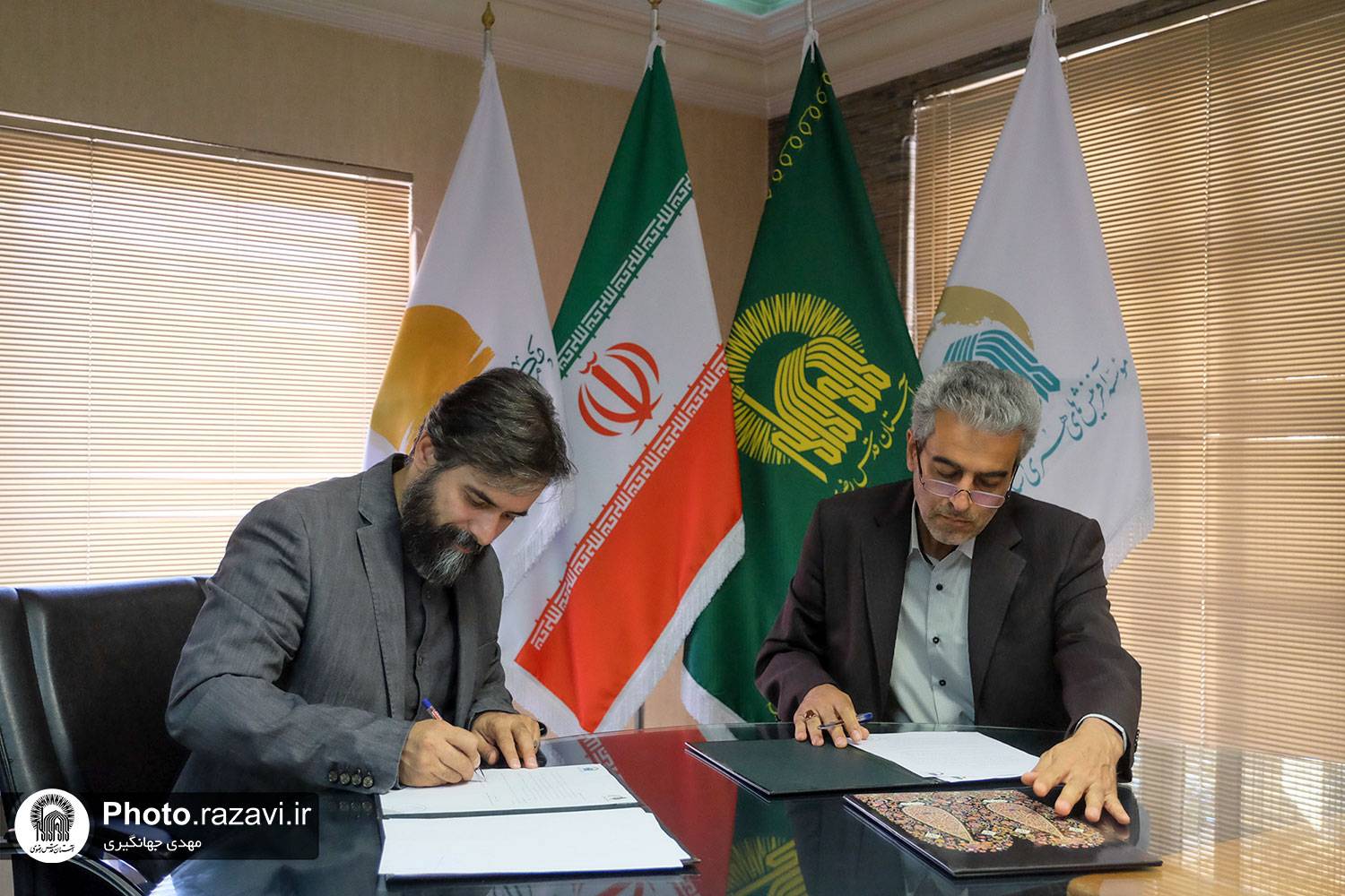 امضای تفاهم نامه همکاری میان مؤسسه آفرینشهای هنری آستان قدس رضوی و دانشگاه تربیت مدرس