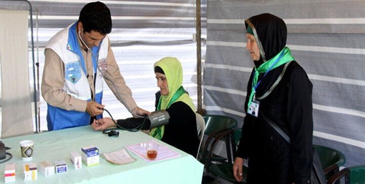 ارائه خدمات پزشکی رایگان به زائران در جوار حرم رضوی