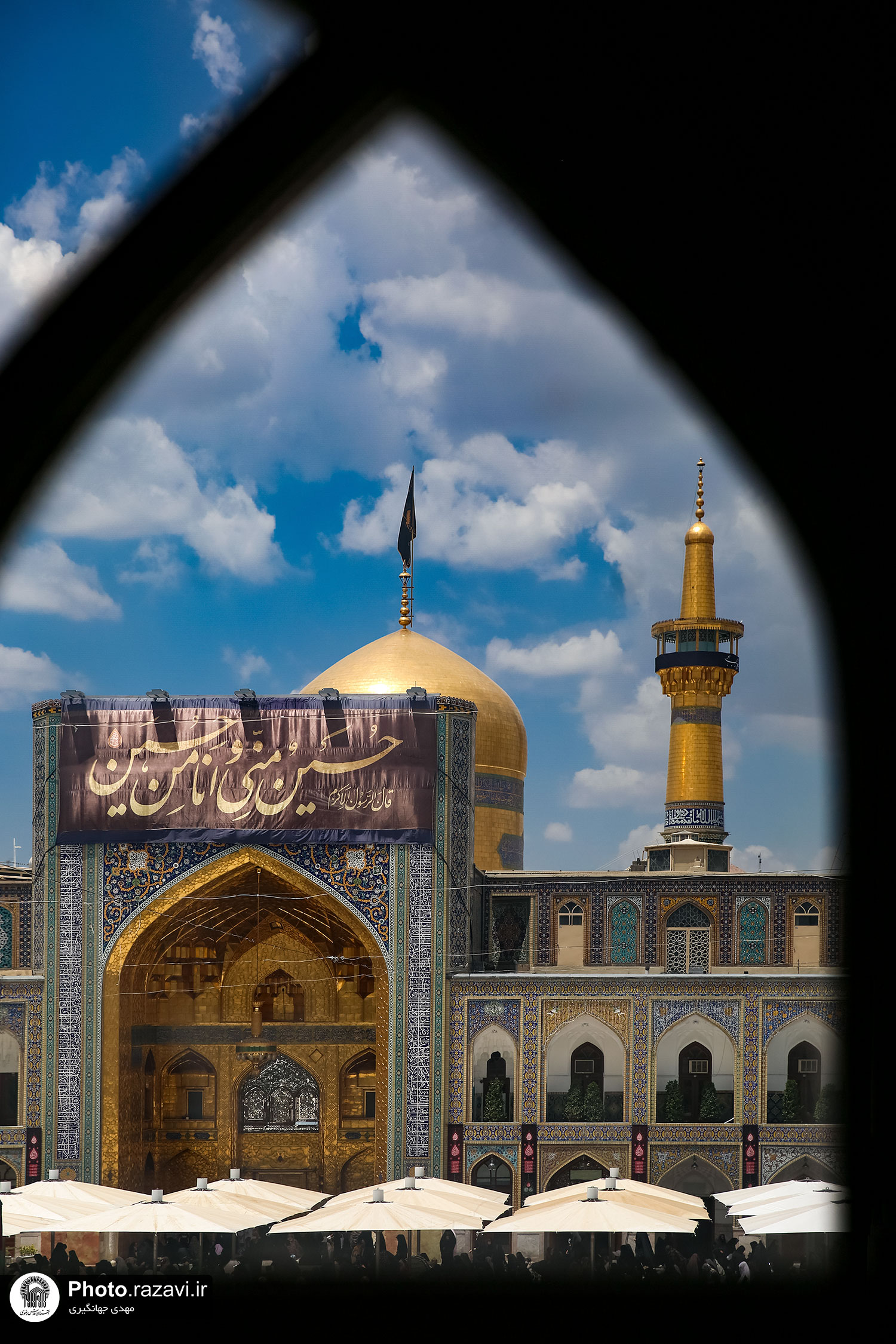 عکس با کیفیت : سیاه‌پوشی صحن آزادی حرم مطهر رضوی