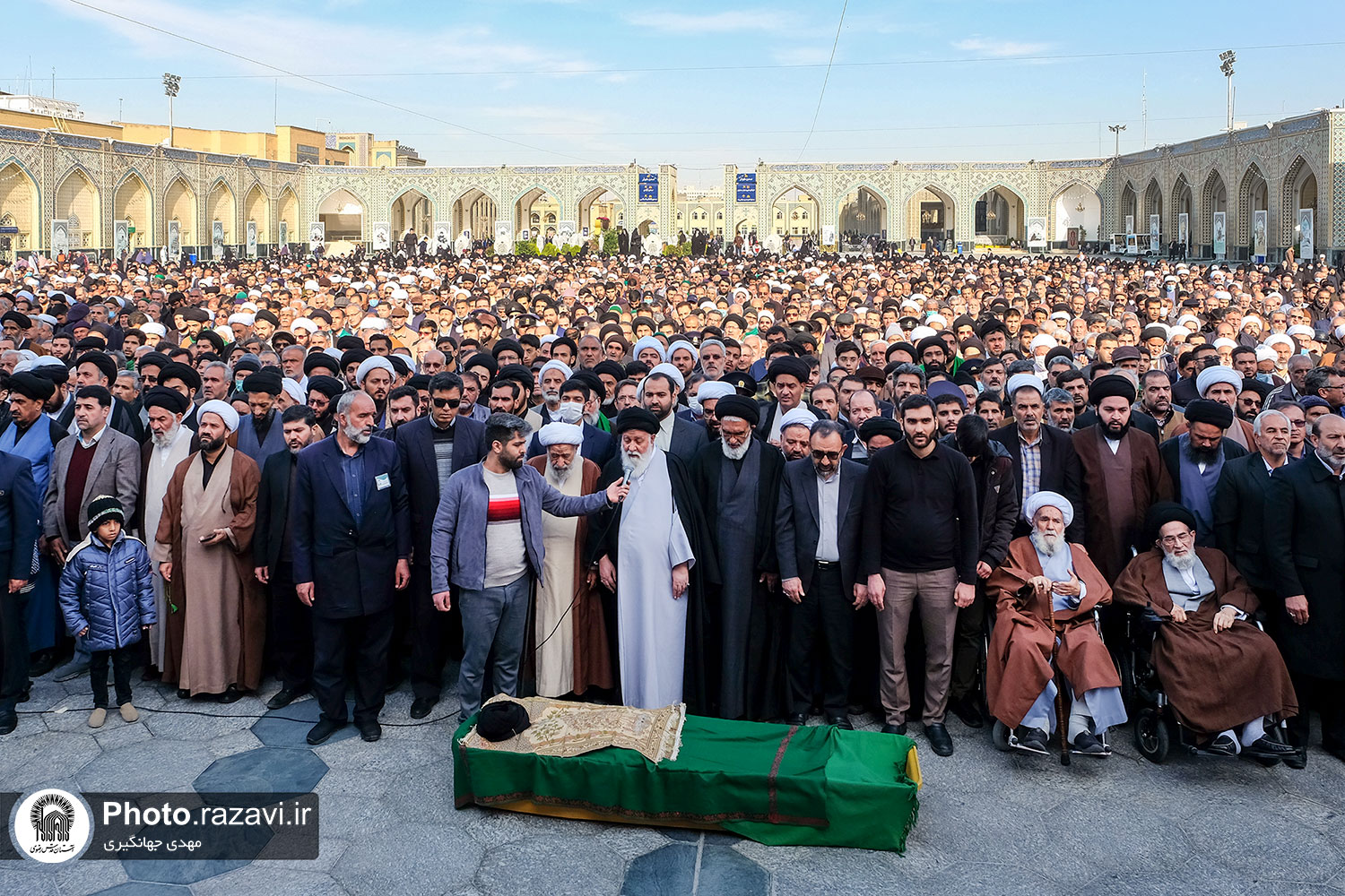مراسم تشییع پیکر حجت‌الاسلام و المسلمین سید جعفر طباطبائی