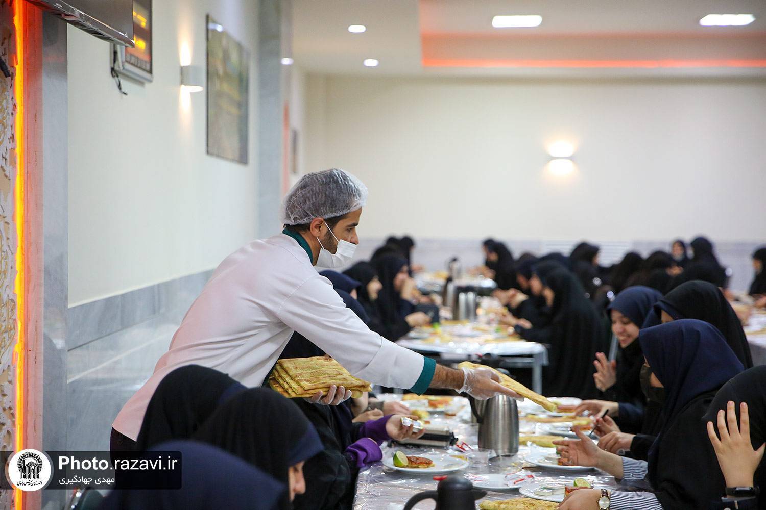 افزایش کمی و کیفی صبحانه‌های مهمانسرای حضرت / میزبانی روزانه از ۲ هزار زائر در وعده صبحانه