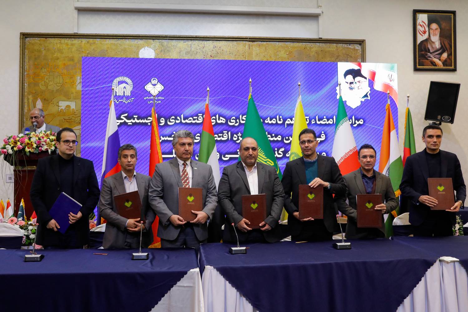 توافق با کشورهای عضو اکو برای توسعه منطقه ویژه اقتصادی سرخس / هدفگذاری 20 میلیون تن ترانزیت تا سال آینده