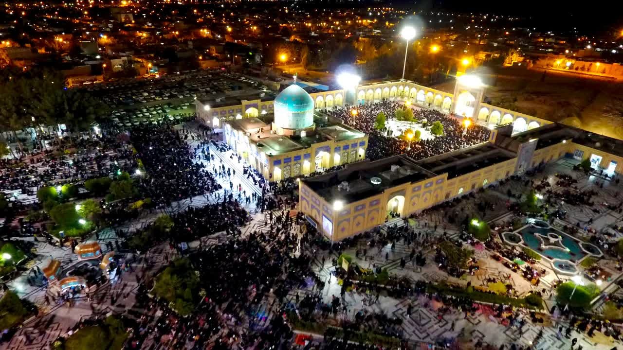 همزمان با بیست و یکم رمضان دومین شب از لیالی قدر و شب شهادت امیرالمومنین علی(ع) مراسم احیا همراه با قرائت دعای پر فیض جوشن کبیر، آیین قرآن به سر و توسل به اهل بیت(ع) در زیارتگاه شهید آیت‌الله مدرس (ره) برگزار شد‌.