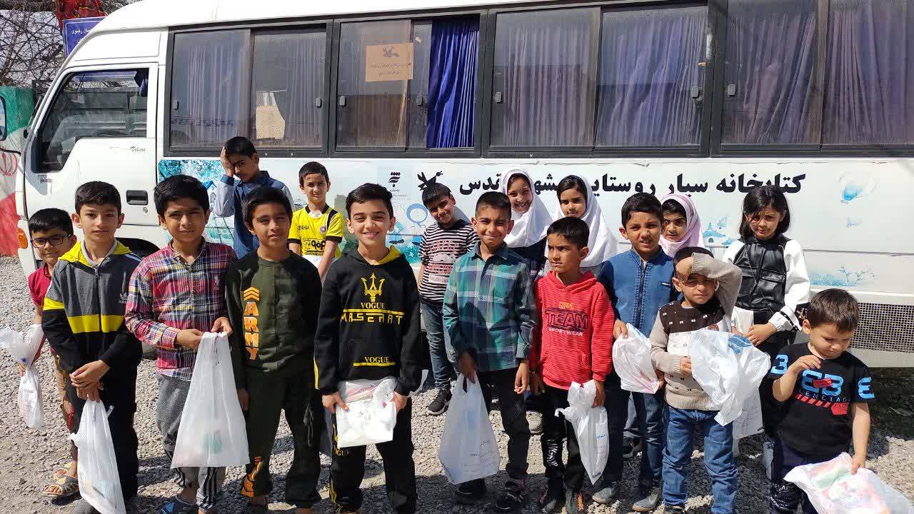 با آغاز سال جدید، اولین کتابفروشی سیار انتشارات به‌نشر با گذر از روستاهای کلات نادر، قلعه سرهنگ، زکریا، چشمه پونه، خین چماغی آغاز به کار کرد.  