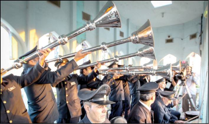 دو برنامه «آواهای رضوی ایران زمین» و «مناجات‌‌خوانی‌ها» با همکاری مؤسسه آفرینش‌های هنری آستان قدس رضوی و شبکه یک سیما، در ایام نوروز 1402 و ماه مبارک رمضان از این شبکه پخش می‌شود.  