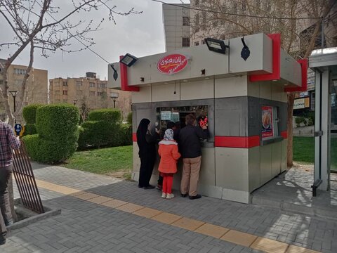 مدیرعامل شرکت صنایع غذایی رضوی از عرضه محصولات این کارخانه با تخفیف ۱۰ درصدی در ایام نوروز و رمضان ۱۴۰۲ در راستای رفاه زائران و مجاوران خبر داد. 