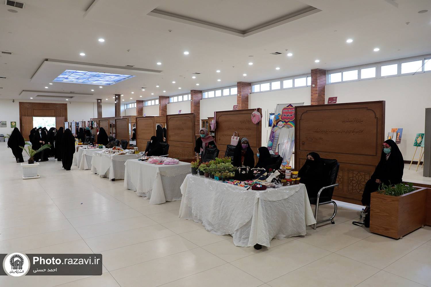 مادران ارزش‌آفرین؛ حمایت بنیاد کرامت رضوی برای کارآفرینی زنان سرپرست خانوار