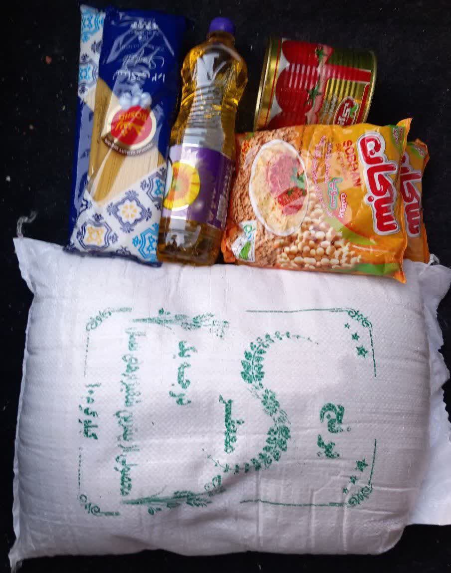 توزیع بسته‌های معیشتی به همت کانون‌های عمومی خدمت رضوی منطقه ۱۴ تهران