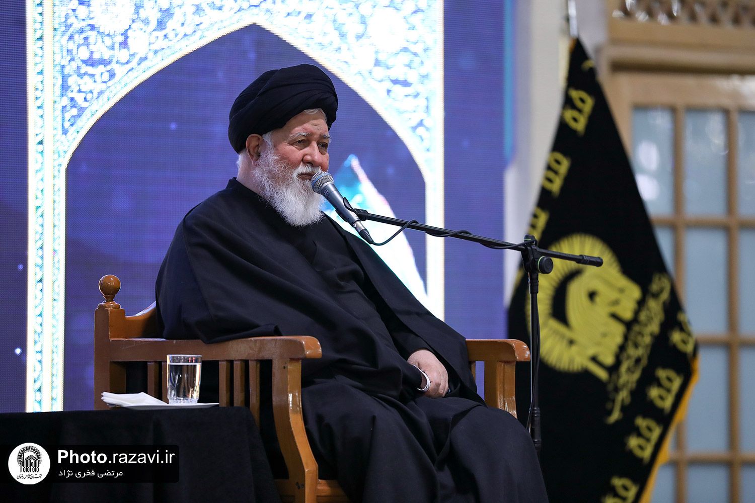 خطیب حرم مطهر رضوی گفت: مبارزه با ظلم و حق طلبی مهمترین ویژگی دوران امامت حضرت موسی بن جعفر(ع) بود.