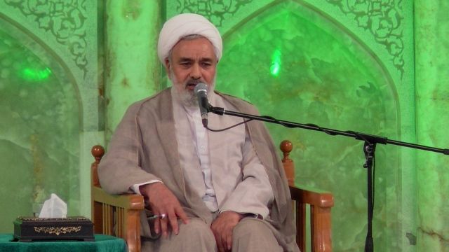 سخنران حرم مطهر رضوی گفت: استفاده از ابزار دعا و نیایش شیوه امام سجاد(ع) برای مبارزه با دشمن و بیان معارف دینی بود.