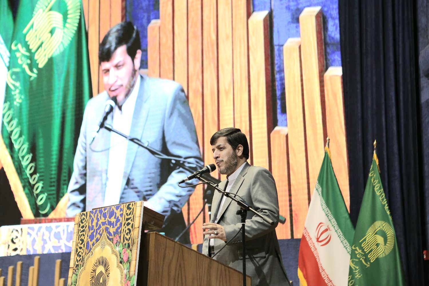 رییس سازمان علمی و فرهنگی آستان قدس رضوی ضمن درخواست مساعدت جهت راه‌اندازی هنرستان‌های امام رضا(ع)، آن را زمینه‎ساز پیوند هنر و معماری اسلامی در حرم مطهر رضوی با آموزش و پرورش و موجب توسعه فرهنگ اسلامی دانست.