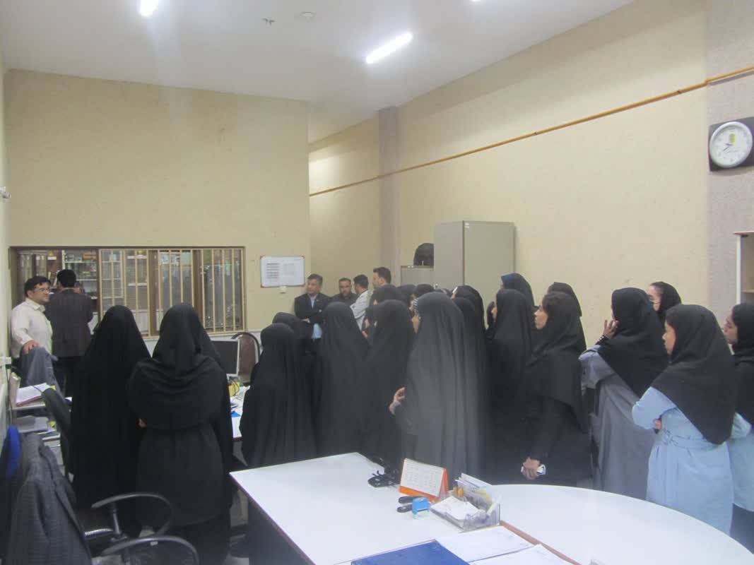 بازدید دانشجويان رشته حقوق دانشگاه بين‌المللي امام رضا(ع) از مديريت پليس آگاهي مشهد