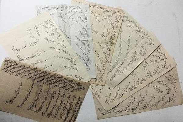 مجتمع فرهنگی و کتابخانه امام رضا (ع) وابسته به کتابخانه مرکزی آستان قدس رضوی و دانشگاه صنعتی قوچان طی همکاری مشترک نمایشگاه «اسناد خطی» از هویت شهری و اجتماعی قوچان را برگزار کردند. 