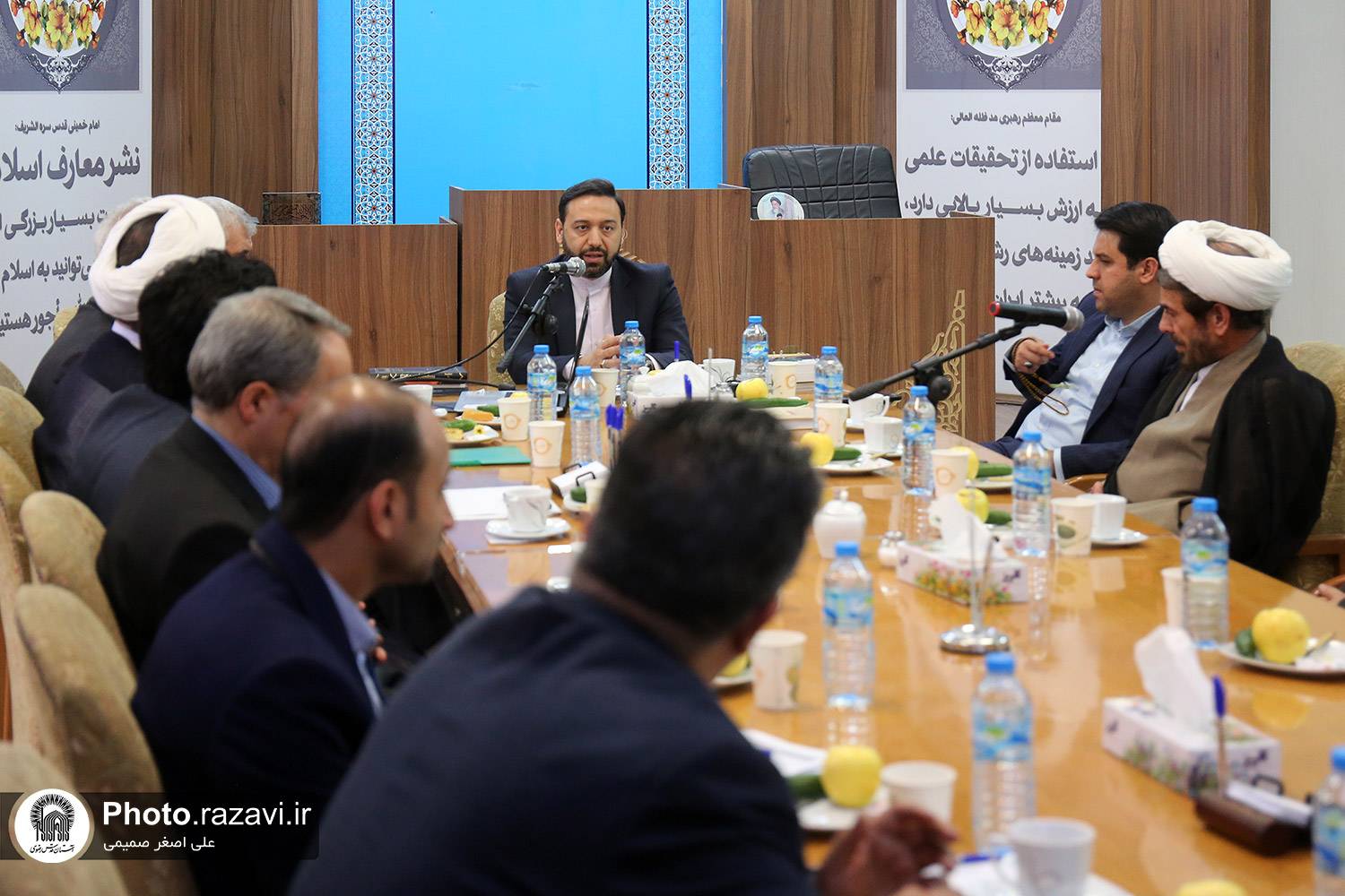  قائم مقام تولیت آستان قدس رضوی با اشاره به رویکرد برنامه‌‌محور و تحولی این آستان در دوره جدید فعالیت گفت: بنیاد پژوهش‌های اسلامی آستان قدس رضوی یکی از بازوهای قوی برای پیشبرد این برنامه‌هاست و در همین راستا باید تولیدات این بنیاد بیش از گذشته اثرگذار و تحول ساز در جامعه باشد.