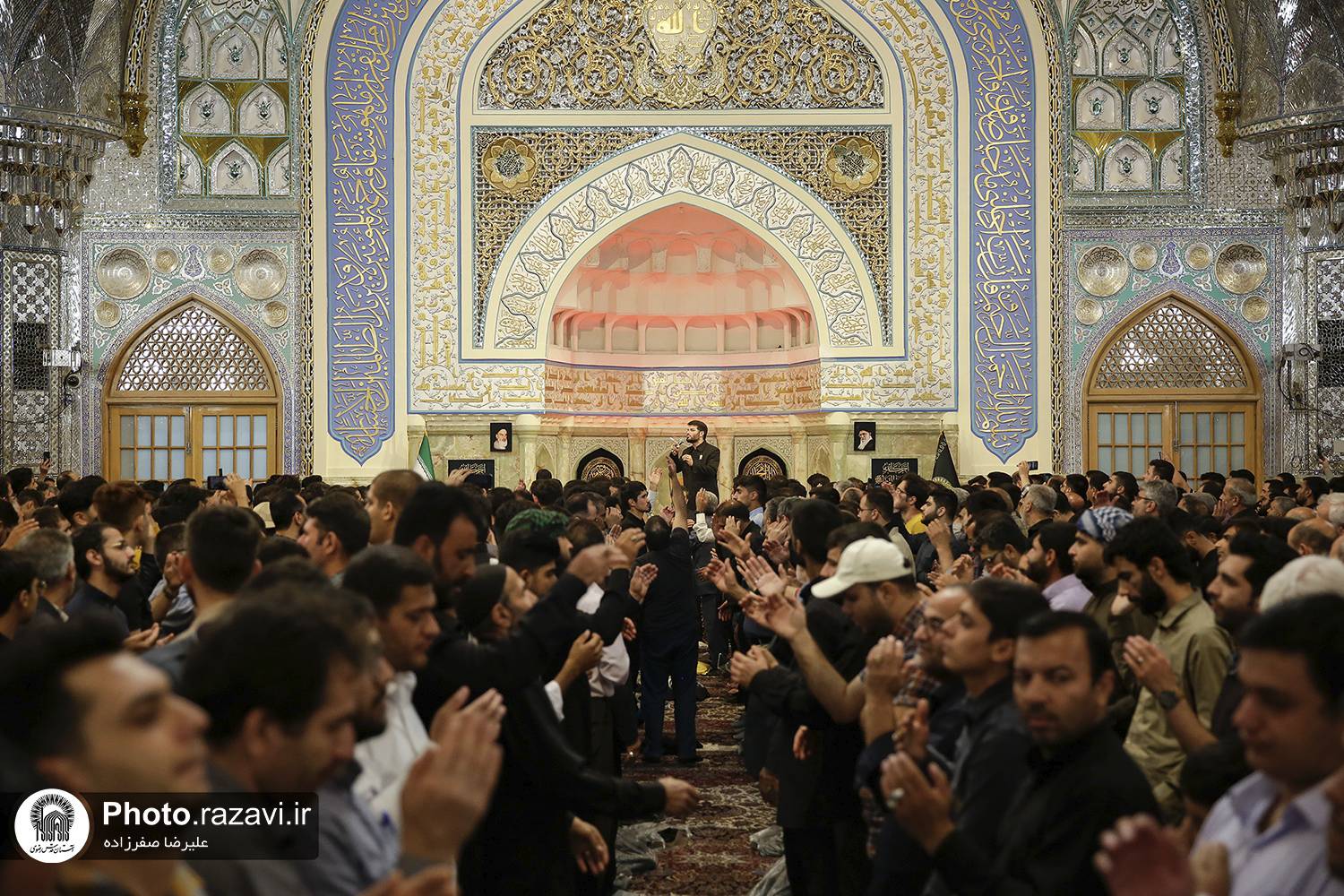 حرم مطهر رضوی سوگوار شهادت ششمین پیشوای شیعیان؛ حضرت امام جعفر صادق (ع) شد. 