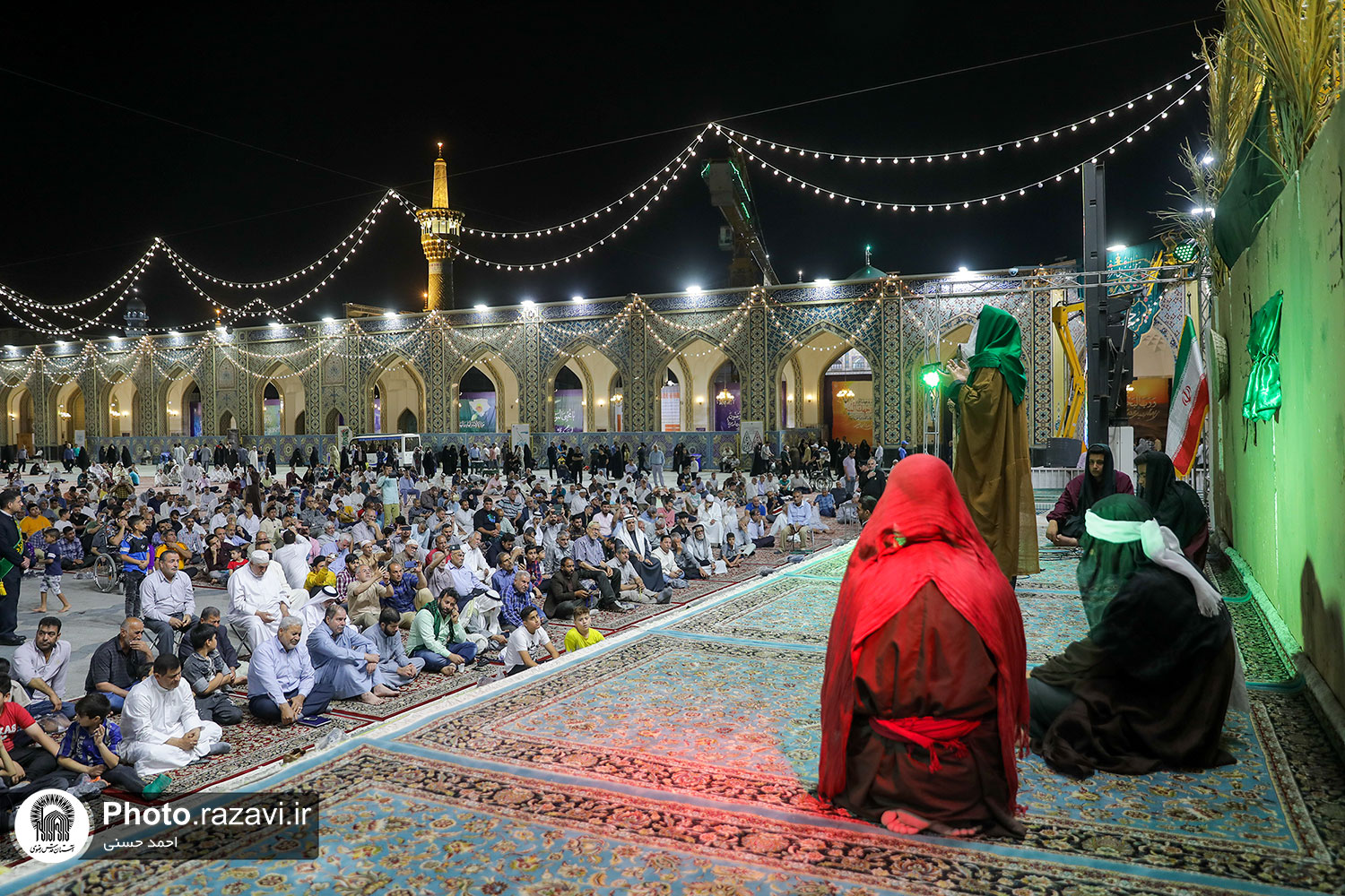 جشن ولادت حضرت معصومه سلام الله علیها ویژه زائرین غیرایرانی در حرم مطهر رضوی