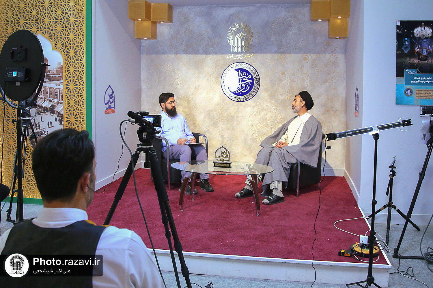 مدرسه عالی فقاهت عالم آل محمد(ع) نهادی تازه تاسیس در آستان قدس رضوی است. نهادی که در مدرسه تاریخی خیرات خان قرار گرفته و تعداد محدودی از فضلای حوزه‌های علمیه برای تحصیل در آن گلچین شده‌اند.