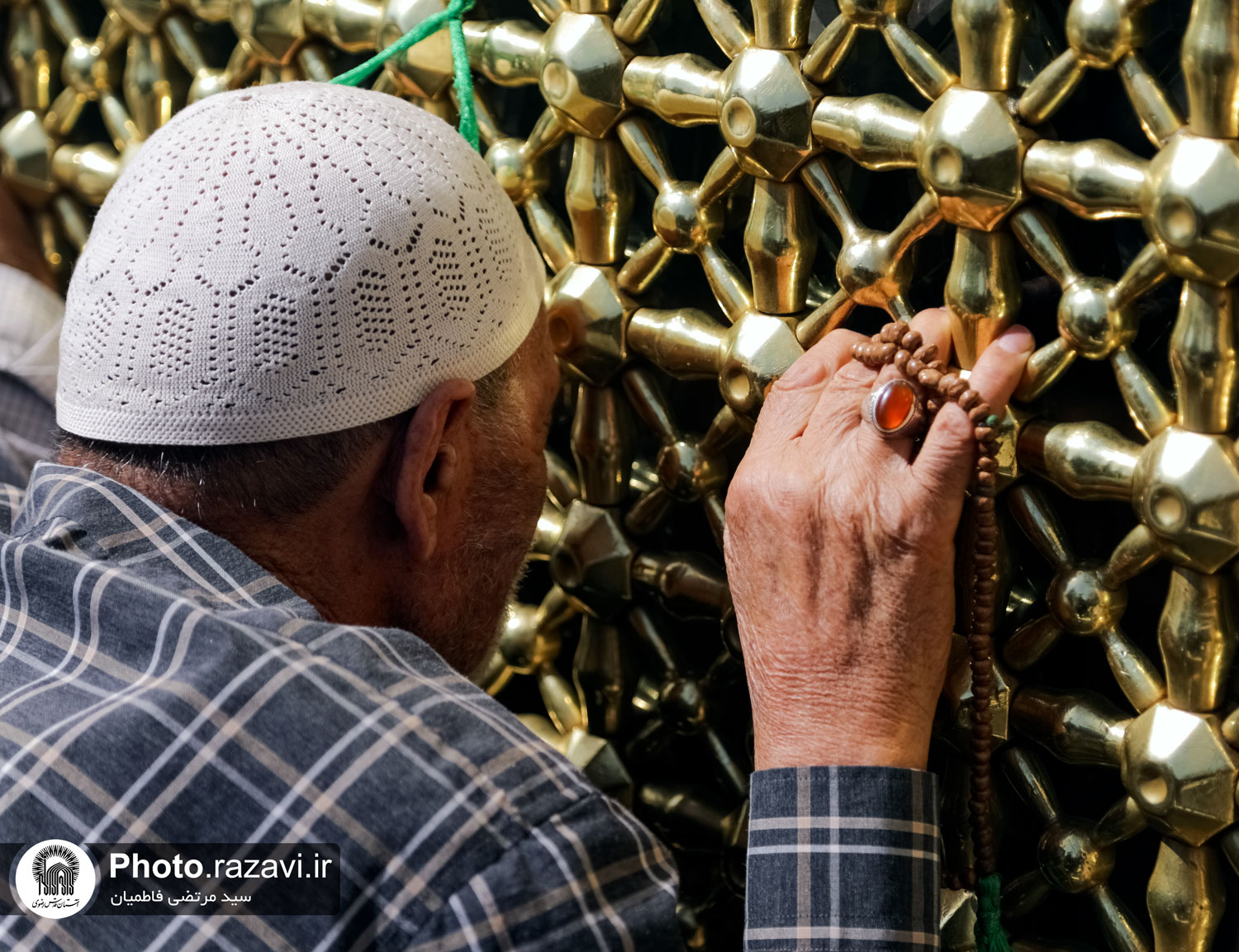 معاون موزه‌ها و ترویج میراث فرهنگی سازمان کتابخانه‌ها، موزه‌ها و مرکز اسناد آستان قدس رضوی از ارسال پرونده ثبت جهانی «زیارت رضوی» به یونسکو در سال جاری خبر داد. 