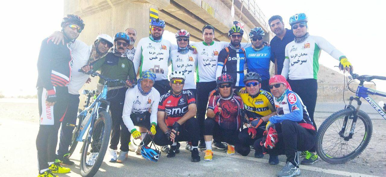 کاروان دوچرخه‌سواری ارادتمندان امام رضا(ع) بعد از طی مسیر سرخس تا مشهد، همزمان با سالروز ولادت آقا علی‌بن موسی‌الرضا(ع) به حرم مطهر رضوی مشرف شد.