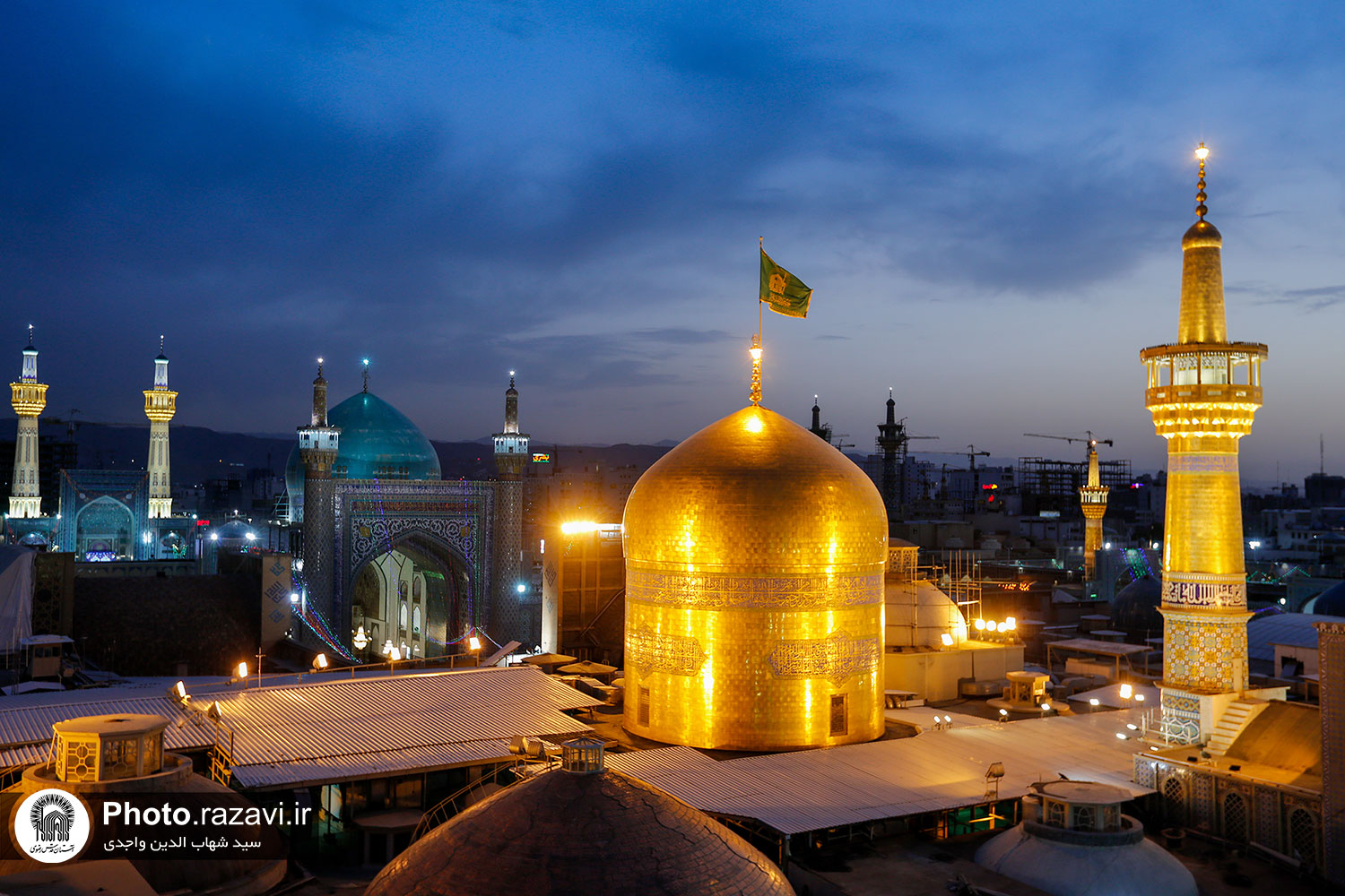 همزمان با شب میلاد امام رضا(ع) محفل قرآنی ابناء الرضا(ع) میزبان نوجوانان زائر و مجاور حرم مطهر رضوی شد. 