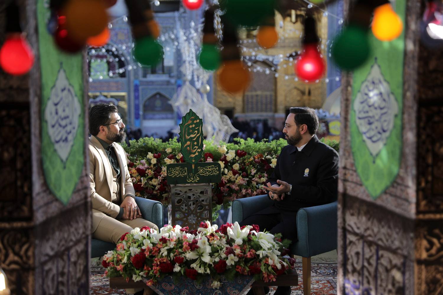  قائم مقام تولیت آستان قدس رضوی با اشاره به حضور گسترده زائران و مجاوران در جشن میلیونی مردمی امام رضایی‌ها گفت: با مشارکت خانواده‌ها و به‌ویژه جوانان، بزرگ‌ترین جشن مردمی میلاد امام هشتم علیه‌السلام در شب ولادت حضرت رضا (علیه‌السلام) برپا و جمعیت حاضر در این مراسم حدود سه میلیون نفر تخمین زده شد.   