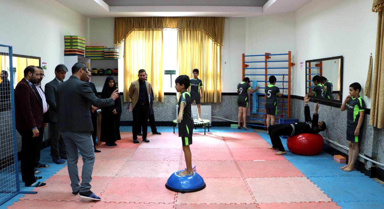 ارزیابی جسمانی و حرکتی دانش آموزان مدارس امام رضا(ع) در قالب آکادمی تندرستی و استعدادیابی ورزشی مدارس امام رضا(ع) آغاز به‌کار کرد. 