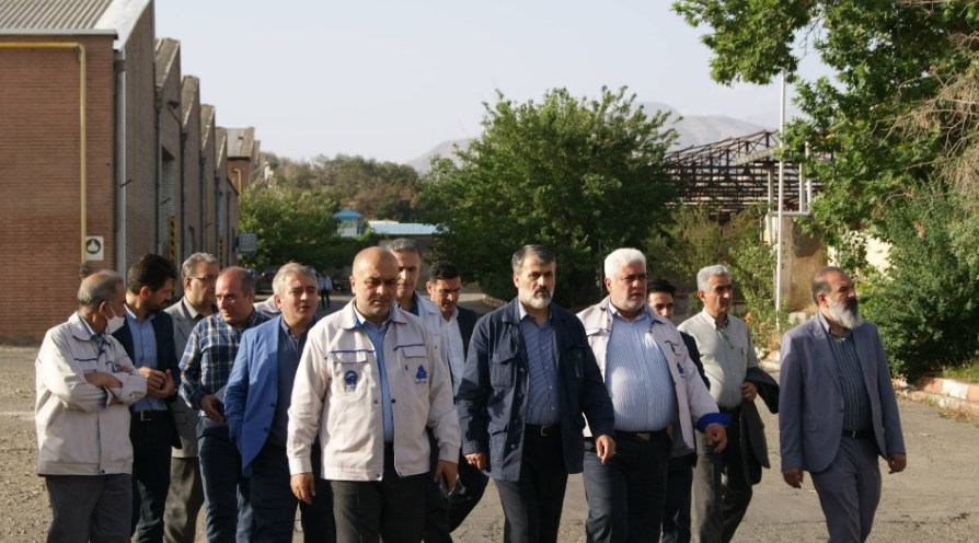 با هدف بررسی و امکان‌سنجی مشارکت در عملیات تولید توسط دو مجموعه خودروسازی، مدیران شرکت ایران خودرو دیزل از شرکت شهاب خودرو زیرمجموعه بنیاد بهره‌وری موقوفات آستان قدس رضوی دیدن کردند.