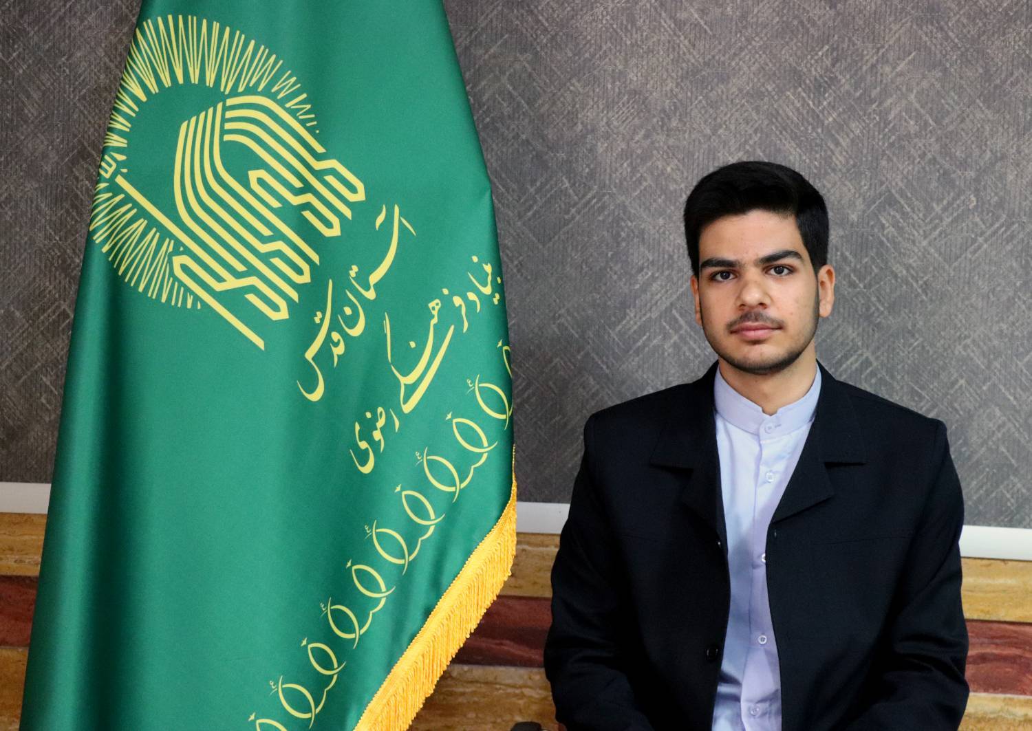 موفقیت‌های زیادی در حوزه مداحی و قرائت قرآن کریم کسب کرده ولی هدفش از شروع و ادامه این راه، کسب رتبه و مدال نیست. دلیل حرکتش برای قرائت، مکبری و حتی خادمی، مقام روضه‌خوانی بر حضرت سیدالشهداست. 