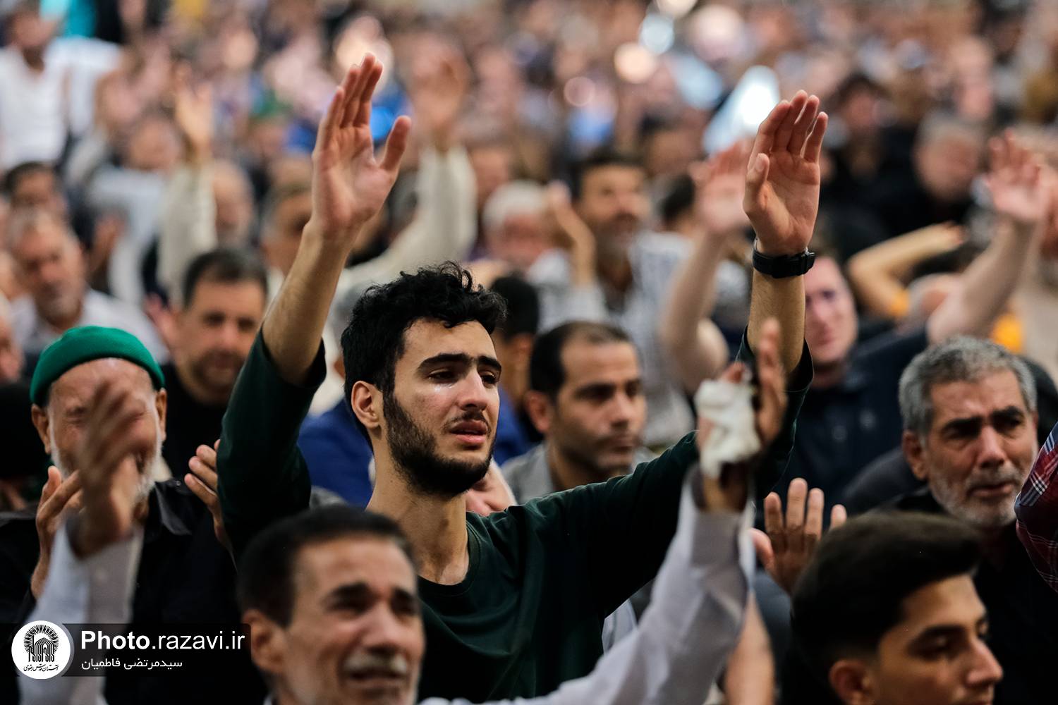 همزمان با آخرین روز ماه ذیقعده مراسم عزاداری و سوگواری شهادت حضرت جوادالائمه(ع) در حرم مطهر رضوی برگزار شد.