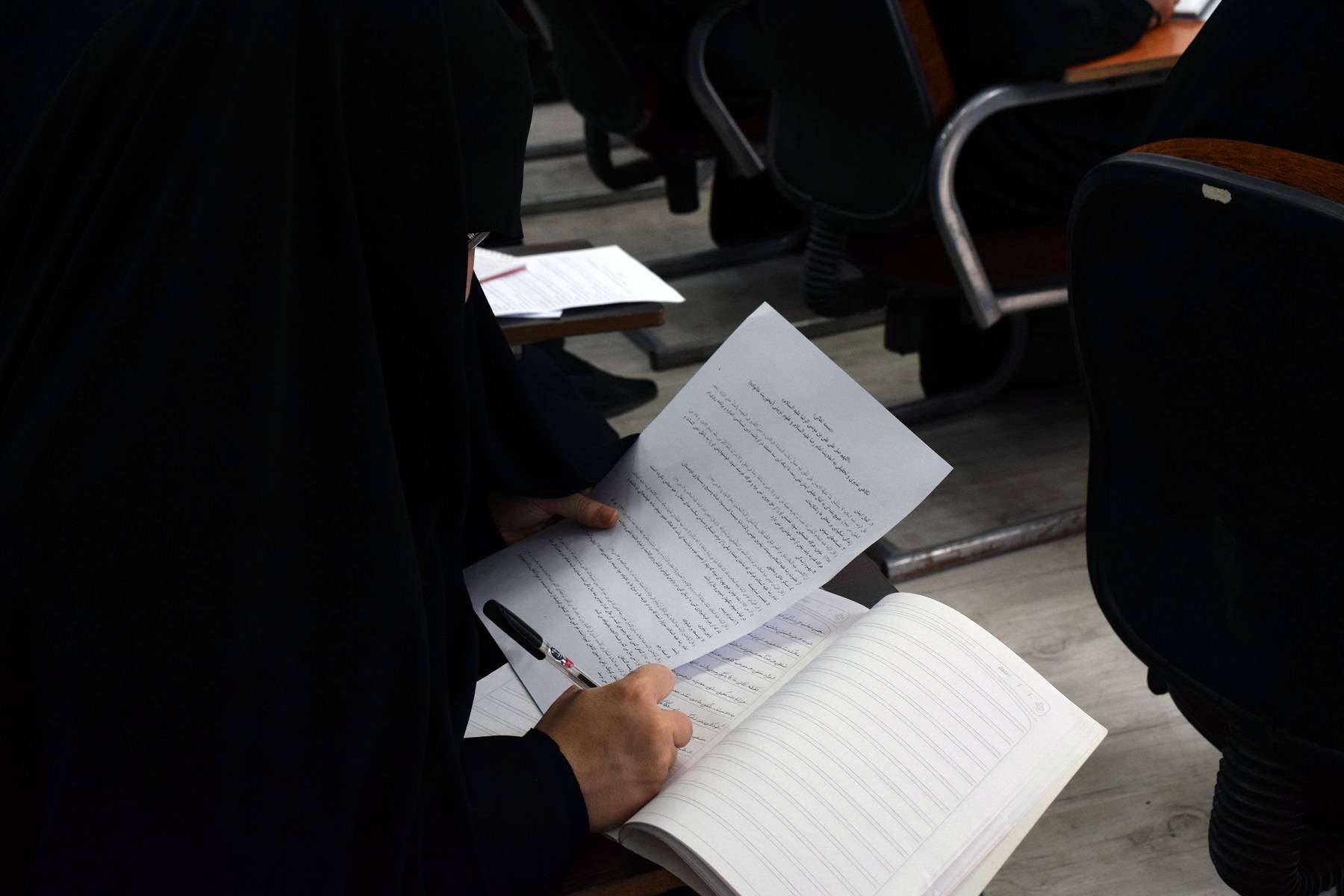 سومين كارگاه آموزشي روش پژوهش در تعاليم امام رضا(ع) با حضور اساتيد و دانشجويان رشته هاي مختلف در دانشگاه بين‌المللي امام رضا(ع) برگزار شد.