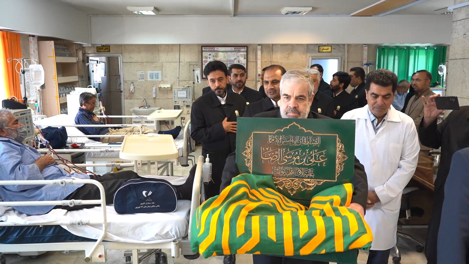 حضور خدام رضوی در بیمارستان های شهر مشهد در دهه کرامت