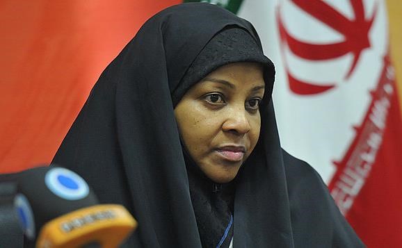 مجری شبکه انگلیسی زبان پرس تیوی گفت: بانوان ایران زمین باید به ایرانی و شیعه بودن یعنی به هویت ملی و مذهبی خود افتخار کنند. 