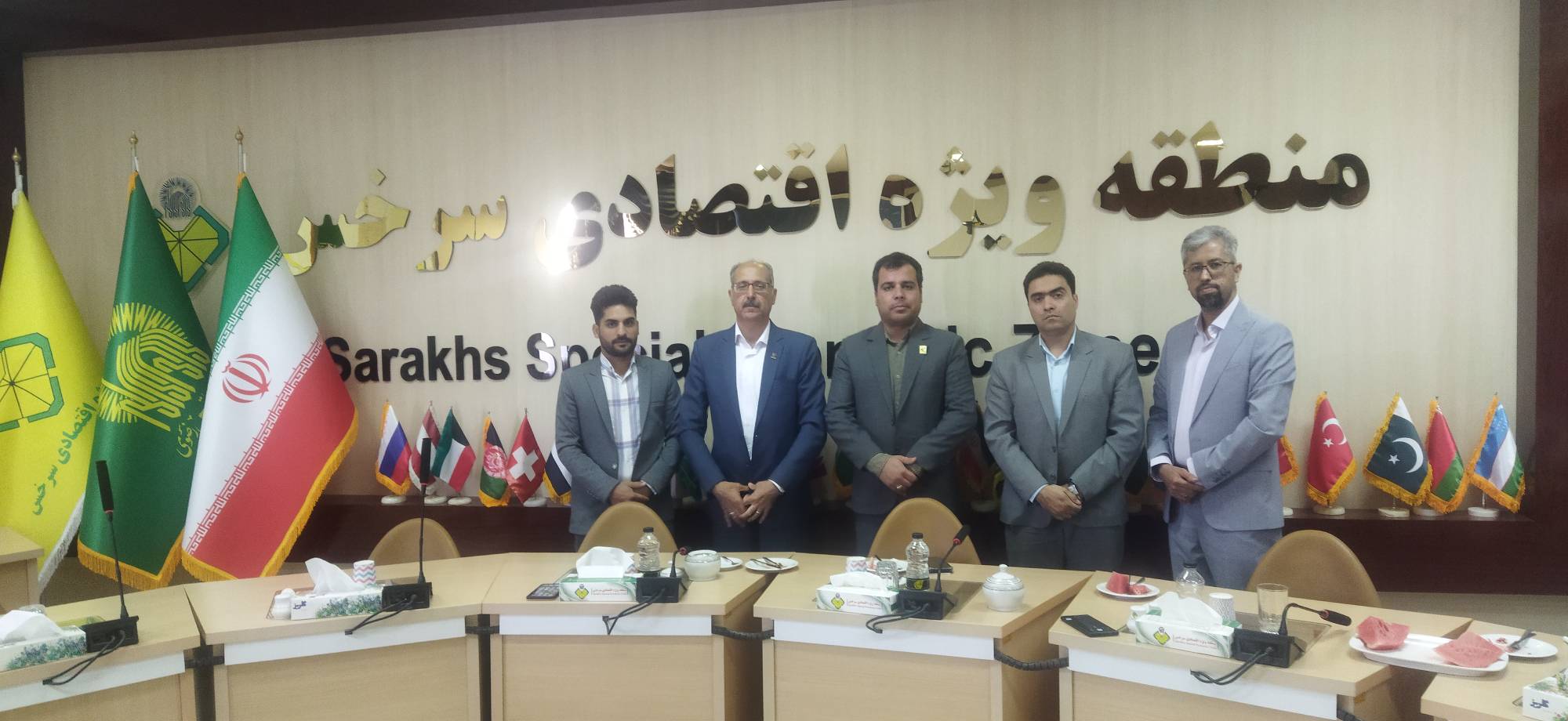 توسعه همکاری میان مناطق ویژه اقتصادی سرخس و بیرجند برای تقویت کریدور شمال جنوب