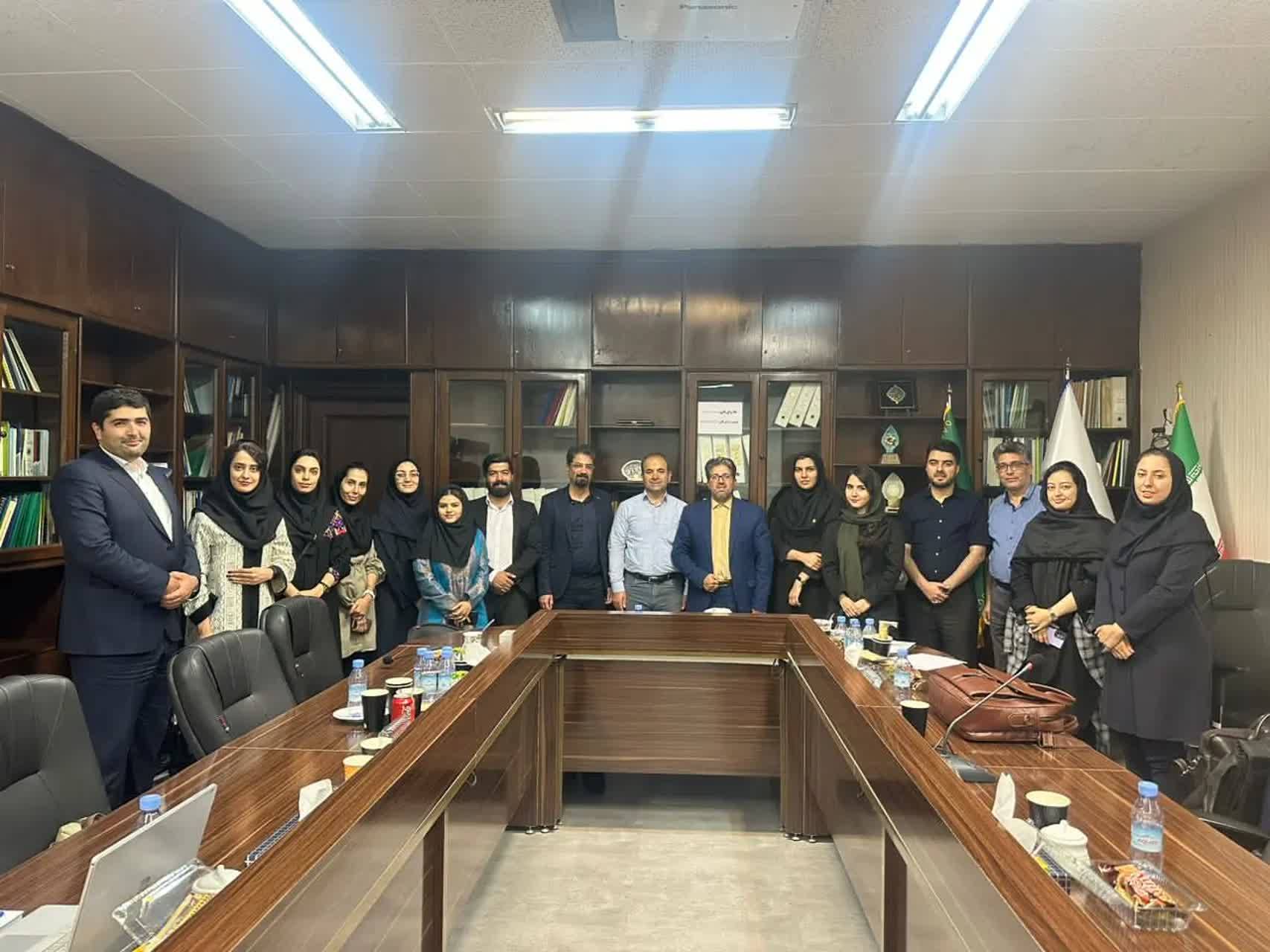 در راستای حمایت از شرکت‌های دانش‌بنیان و ارتقای فرهنگ مالکیت فکری، کارگاه یک روزه مالکیت فکری و ثبت اختراع به میزبانی شرکت صنایع پیشرفته رضوی در مشهد برگزار شد.