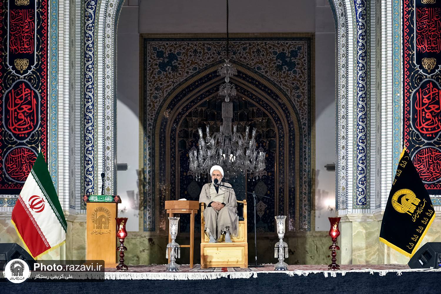 سخنران حرم رضوی به بررسی ضرورت انجام انقلاب علمی در زمان امامت امام محمدباقر(ع) پرداخت و گفت: ایشان پرچمدار انقلاب فرهنگی و علمی در اسلام بود.