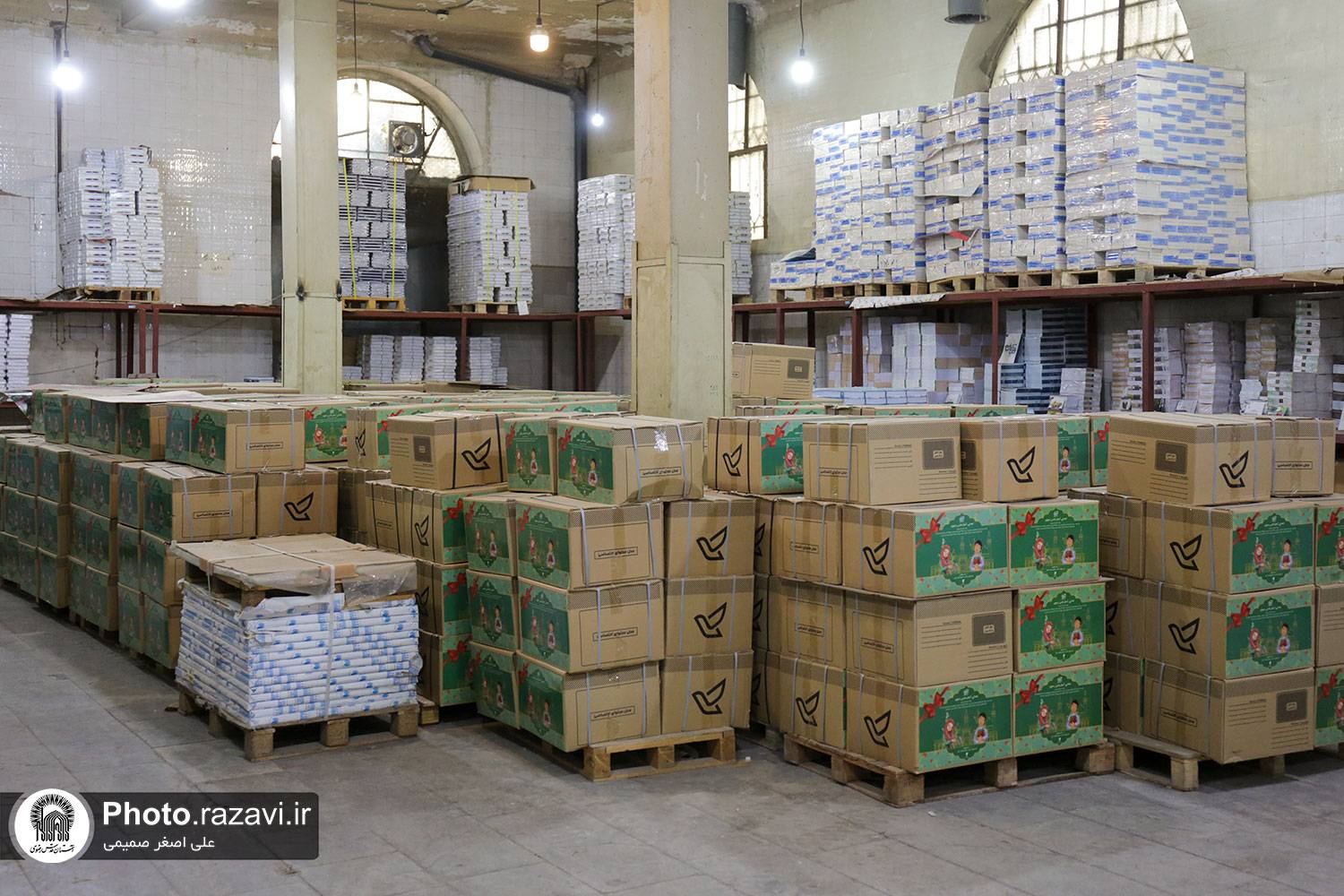 20 هزار جلد کتاب در موضوعات مختلف توسط تولیت آستان قدس رضوی به مناطق کم‌برخوردار کشور که دسترسی یا قدرت خرید کتاب ندارند، تهیه و ارسال شد.