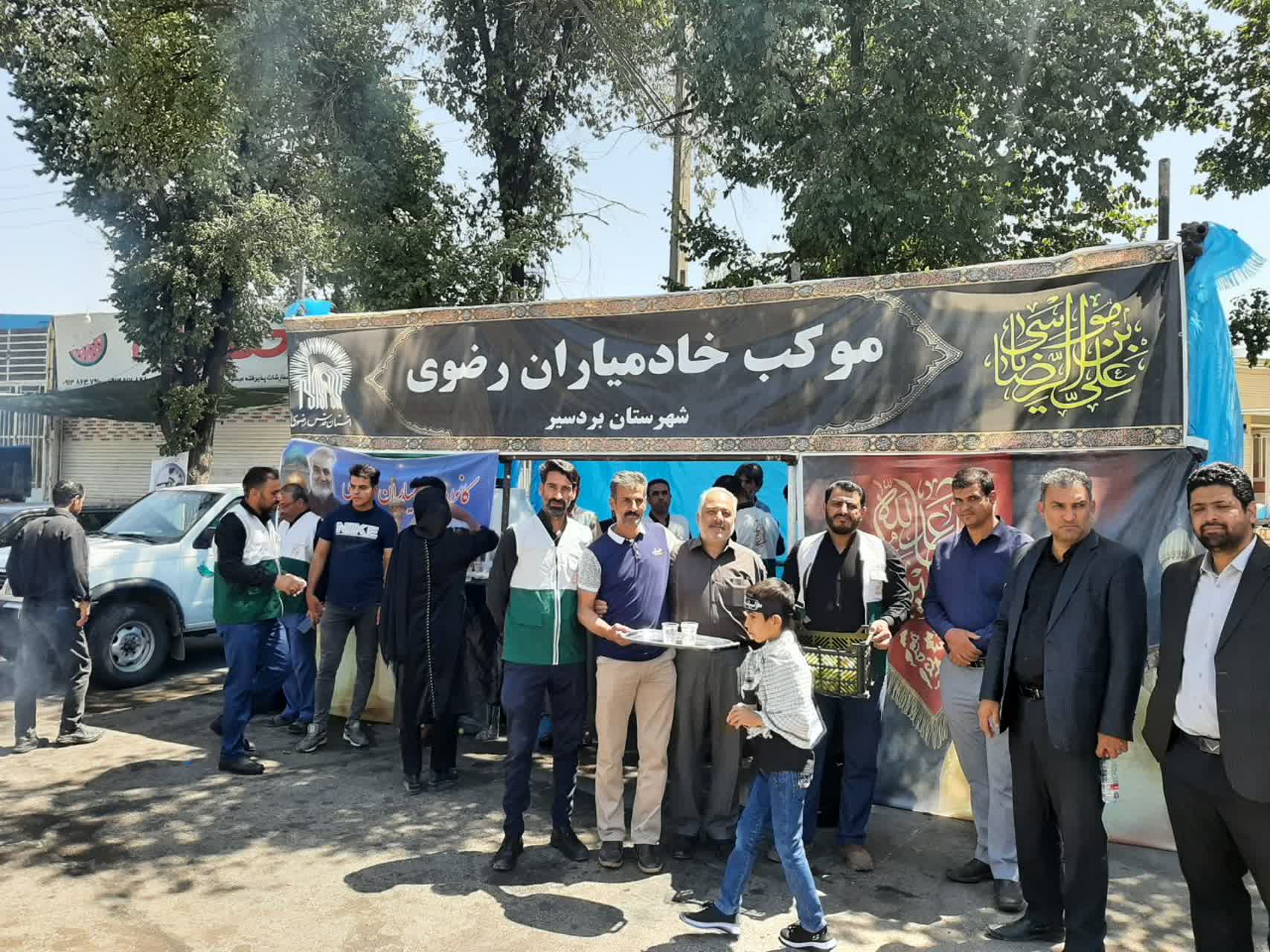 موکب خادمیاران رضوی بردسیر میزبان دلدادگان حضرت علی‌بن موسی‌الرضا علیه‌السلام در ایام پایانی ماه صفر بود.