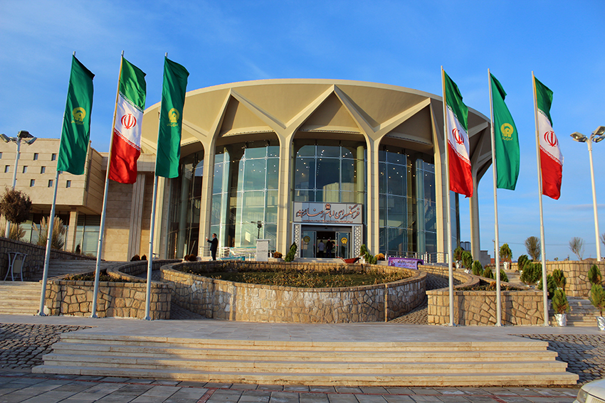 ارائه برنامه‌های آموزشی و تربیتی با محوریت مفاهیم دینی در فرهنگسرای امام رضا(ع)/تربیت دینی فرایند حیاتی برای نوجوانان