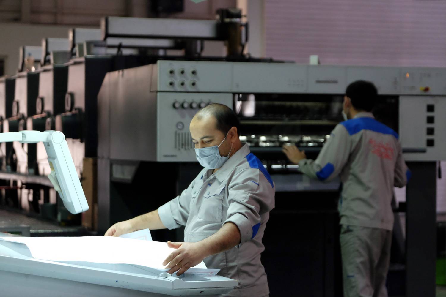 چاپ 75 میلیون جلد کتاب، محصول فعالیت 4 دهه موسسه چاپ و انتشارات آستان قدس رضوی