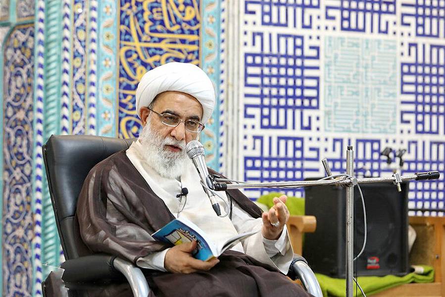 یک جهان معترف به عالم آل محمد(ع)