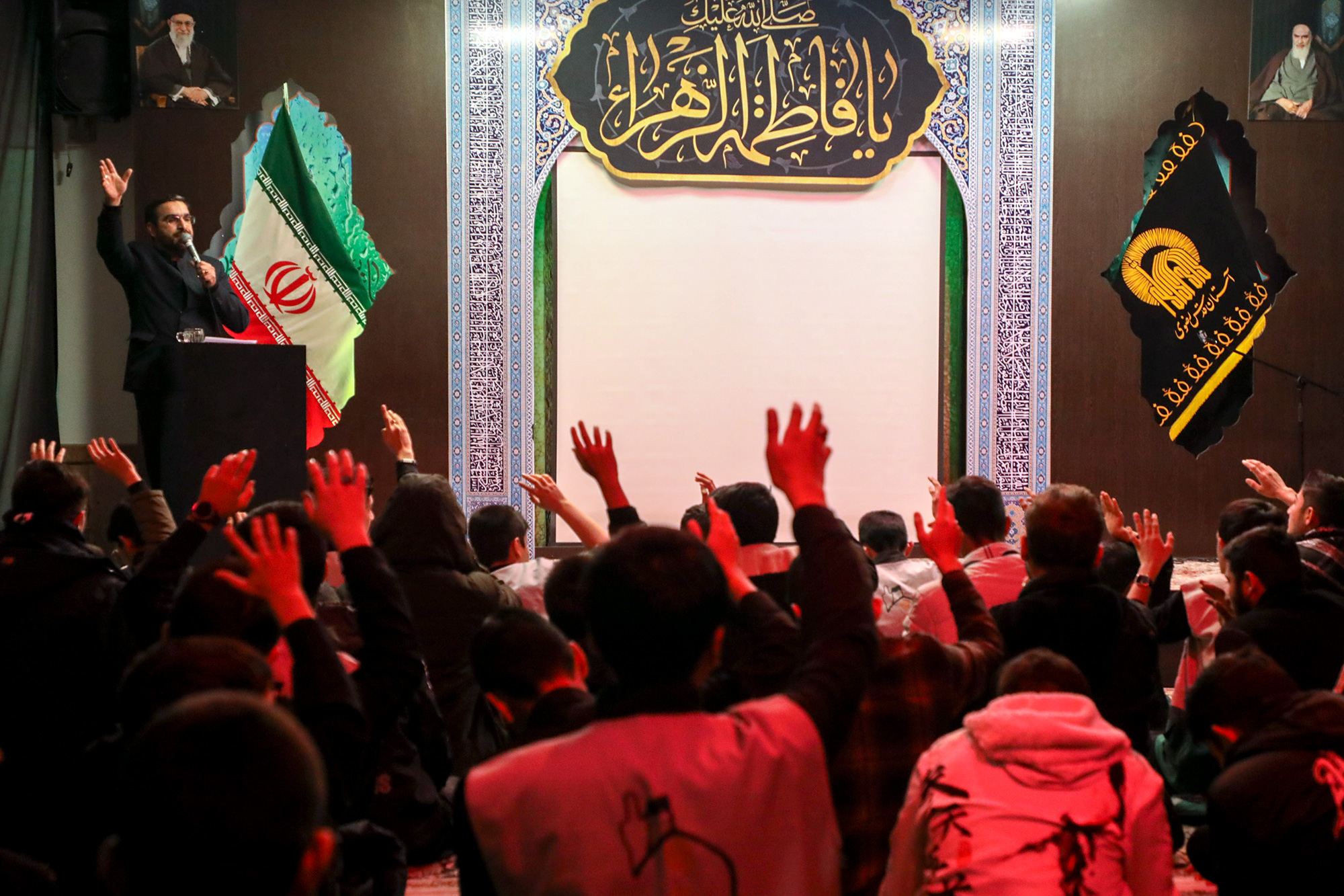 عزاداری فاطمیه در رواق نوجوان حرم مطهر رضوی