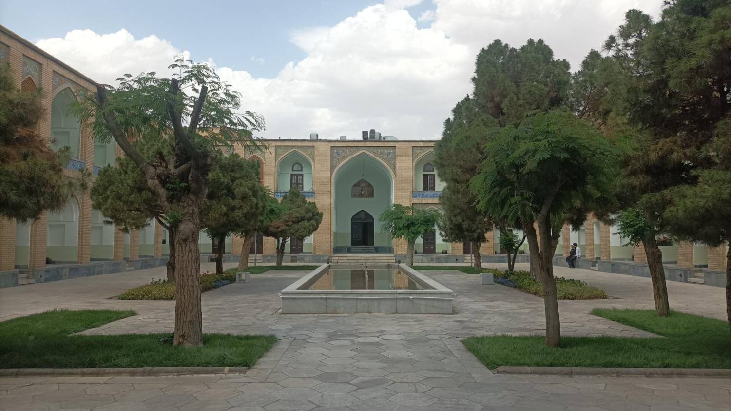 معرفی موقوفاتی به قدمت 4 قرن برای ترویج علم و معارف رضوی