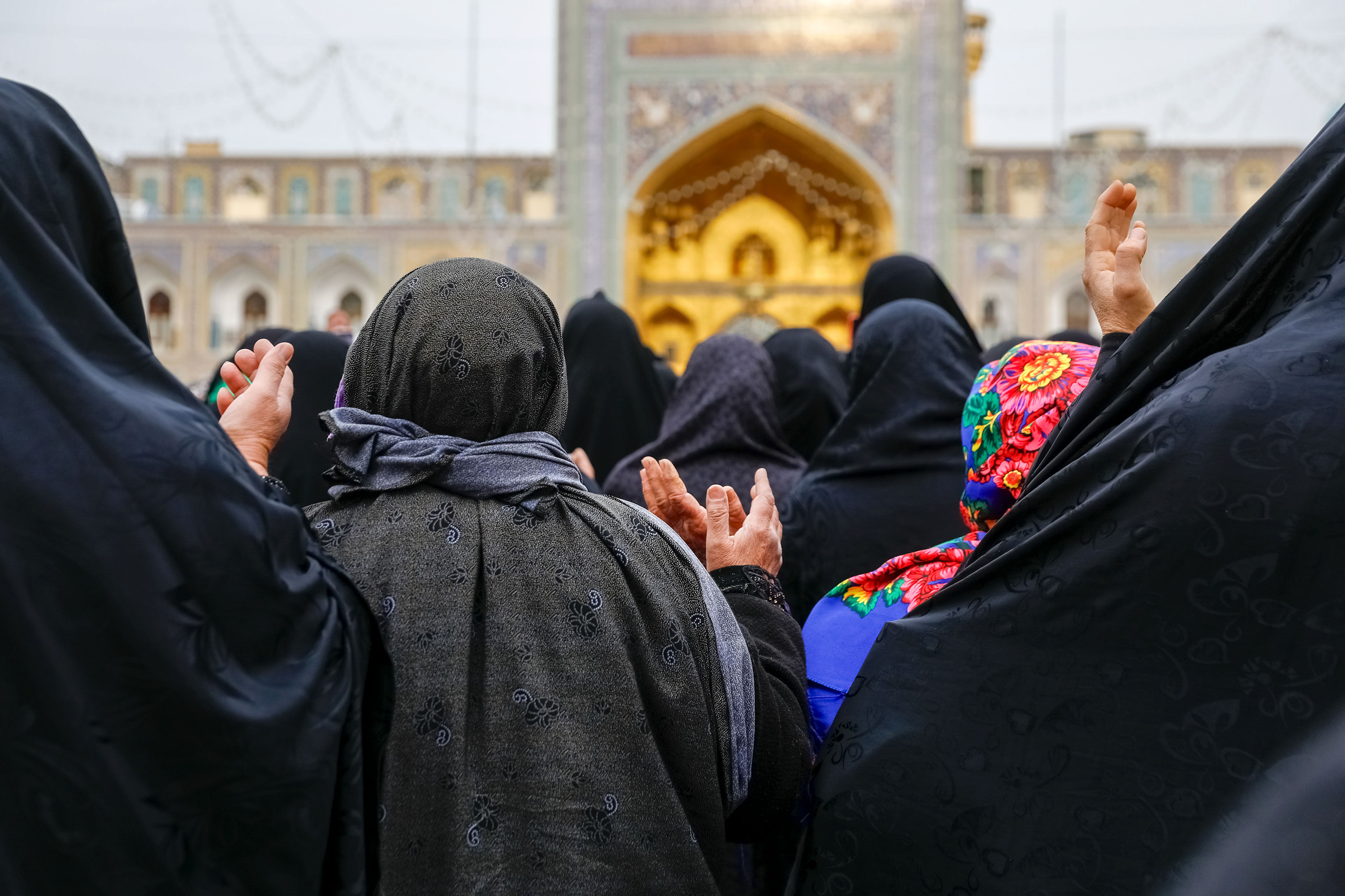 تشرف عشاير زيارت اولی سراسر كشور به حرم مطهر رضوی