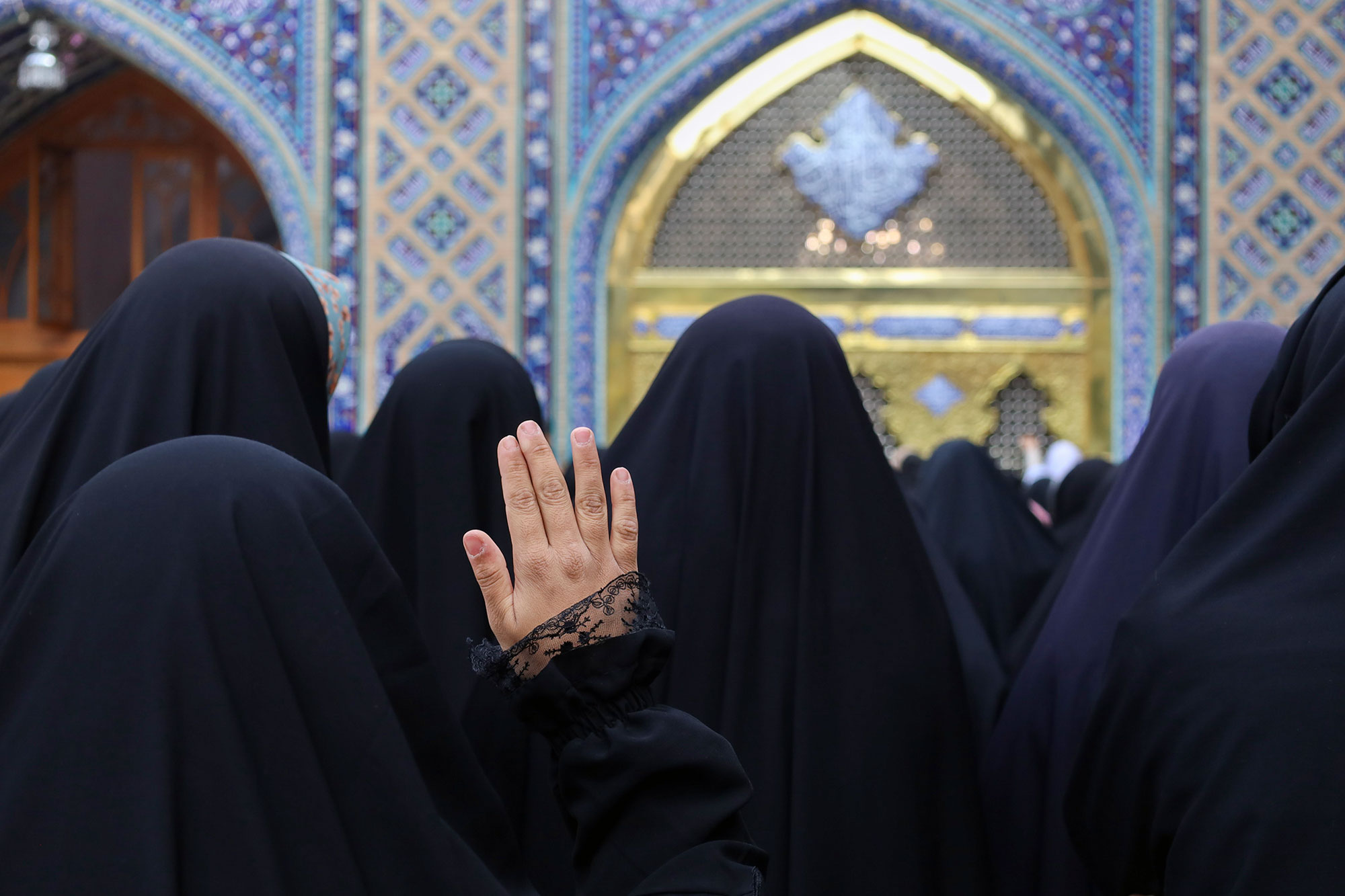 تشرف دانش‌آموزان شهرستان قهستان به حرم مطهر رضوی
